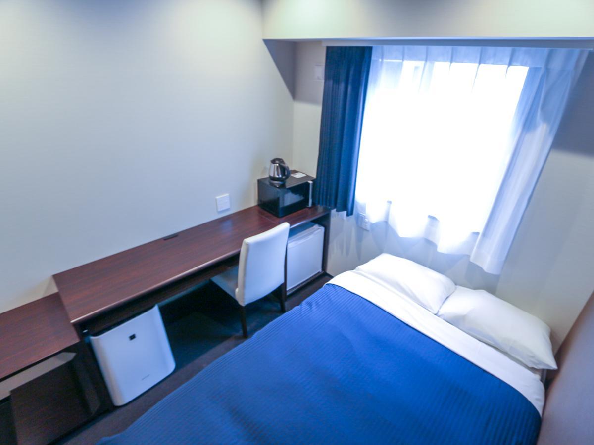 Hotel Livemax Yokohama Kannai Ekimae מראה חיצוני תמונה